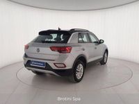 Usata VW T-Roc Life 116 CV (85 kW) 2025 Grigio metallizzato SUV