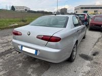 Usata Alfa Romeo 166 Distinctive 150 CV (110 kW) 2002 Argento Berlina