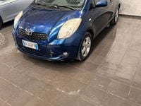 Usata Toyota Yaris 69 CV (50 kW) 2007 Blu Utilitaria