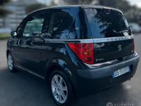 Usata Peugeot 1007 68 CV (50 kW) 2008 Nero Monovolume