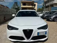 Usata Alfa Romeo Giulia Super 150 CV (110 kW) 2017 Bianco Berlina