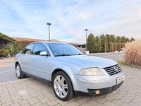 Usata VW Passat 130 CV (95 kW) 2003 Grigio Berlina