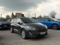 Usata Ford Fiesta Titanium 86 CV (63 kW) 2018 Grigio Utilitaria