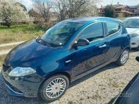 Usata Lancia Ypsilon 69 CV (50 kW) 2016 Blu Utilitaria