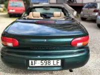 Usata Chrysler Stratus 133 CV (97 kW) 1996 Verde Cabrio