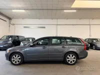 Usata Volvo V50 115 CV (84 kW) 2011 Grigio Station wagon