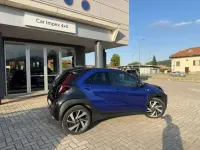 Usata Toyota Aygo X Lounge 72 CV (52 kW) 2022 Blu/azzurro SUV
