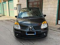 Usata Renault Modus 90 CV (66 kW) 2012 Nero Monovolume
