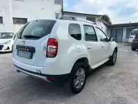 Usata Dacia Duster Lauréate 109 CV (80 kW) 2014 Bianco SUV