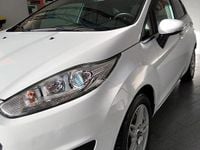 Usata Ford Fiesta Titanium 80 CV (58 kW) 2013 Bianco Berlina