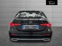 Usata Mercedes C200 163 CV (119 kW) 2023 Nero metallizzato Berlina