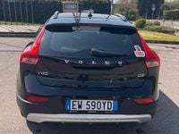 Usata Volvo V40 116 CV (85 kW) 2014 Nero Berlina