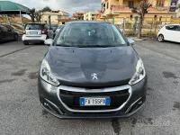 Usata Peugeot 208 68 CV (50 kW) 2015 Grigio Utilitaria