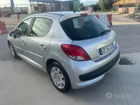 Begagnad Peugeot 207 68 HK (50 kW) 2012 Grå Sedan