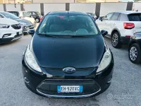 Usata Ford Fiesta Titanium 82 CV (60 kW) 2011 Nero Berlina