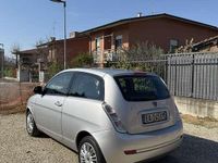 Usata Lancia Ypsilon 60 CV (44 kW) 2010 Utilitaria