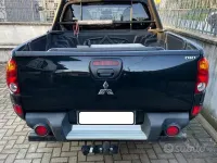 Usata Mitsubishi L200 Intense 136 CV (100 kW) 2006 Nero Pick-up