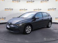 Usata VW Golf VIII Life 116 CV (85 kW) 2022 Gray Berlina