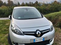 Usata Renault Scénic III Luxe 110 CV (80 kW) 2012 Grigio Monovolume