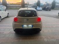 Usata Alfa Romeo MiTo Distinctive 90 CV (66 kW) 2009 Bianco Utilitaria