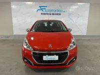Usata Peugeot 208 GT-line 110 CV (80 kW) 2015 Arancione Utilitaria