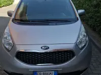 Usata Kia Venga Active 90 CV (66 kW) 2015 Argento Utilitaria