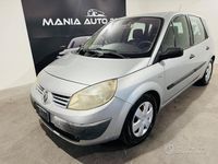 Usata Renault Scénic II 130 CV (95 kW) 2007 Argento Monovolume