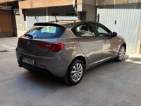 Gebraucht Alfa Romeo Giulietta Business 120 PS (88 kW) 2017 Grau Kleinwagen