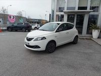 Usata Lancia Ypsilon Gold 69 CV (50 kW) 2023 Bianco Utilitaria