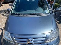 Begagnad Citroën C3 Exclusive 73 HK (53 kW) 2006 Grå Sedan