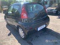Usata Peugeot 107 Active 69 CV (50 kW) 2009 Nero Utilitaria