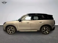 Usata Mini Countryman Favoured 150 kW (204 CV) 2026 Grigio SUV