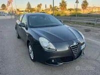 Usata Alfa Romeo Giulietta Distinctive 105 CV (77 kW) 2010 Grigio Utilitaria