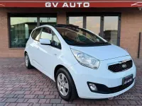 Usata Kia Venga Active 90 CV (66 kW) 2013 Bianco Utilitaria