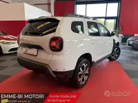 Usata Dacia Duster Journey 101 CV (74 kW) 2023 Bianco SUV
