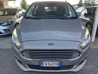 Usata Ford S-MAX Titanium 150 CV (110 kW) 2015 Grigio Monovolume