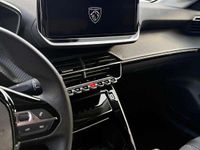 Usata Peugeot 208 Allure 101 CV (74 kW) 2025 Grigio Utilitaria