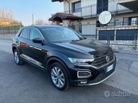 Usata VW T-Roc Style 116 CV (85 kW) 2018 Nero SUV