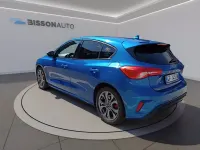 Usata Ford Focus ST-Line X 155 CV (114 kW) 2021 Desert island blue (metallizzato) Berlina