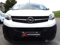 Usata Opel Vivaro-e Combi 150 CV (110 kW) 2021 Bianco Monovolume