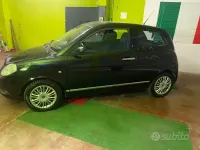 Usata Lancia Ypsilon 60 CV (44 kW) 2007 Nero Utilitaria