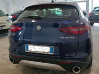 Usata Alfa Romeo Stelvio Executive 179 CV (131 kW) 2018 Blu/azzurro SUV