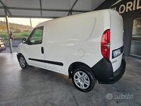 Usata Fiat Doblò 120 CV (88 kW) 2021 Bianco Monovolume