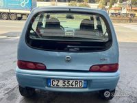 usata Fiat 600 1.1 benz neopatentato km 117.000 - 2006