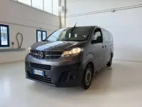 Usata Opel Vivaro-e Combi 120 CV (88 kW) 2022 Grigio Monovolume