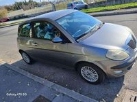 Usata Lancia Ypsilon 80 CV (58 kW) 2005 Argento Utilitaria