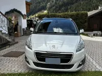 Gebraucht Peugeot 5008 Allure 150 PS (110 kW) 2016 Weiß Van / Kleinbus