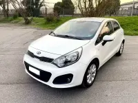 Second-hand Kia Rio EX 85 CP (62 kW) 2014 Alb Berlinǎ