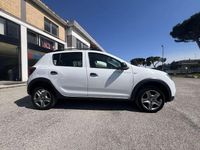 Usata Dacia Sandero Acces 73 CV (53 kW) 2019 Bianco Utilitaria