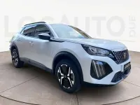 Usata Peugeot 2008 Allure 101 CV (74 kW) 2023 Bianco SUV